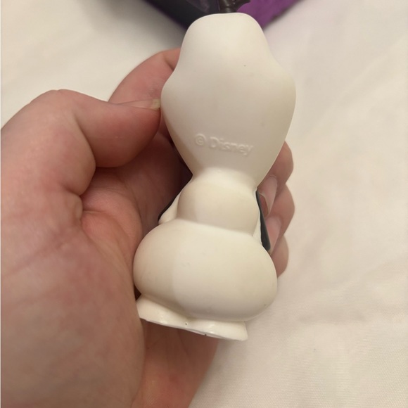 Disney Frozen 2 Anna & Elsa Lullaby Doll Set w/ Singing Bed EUC - Picture 9 of 17